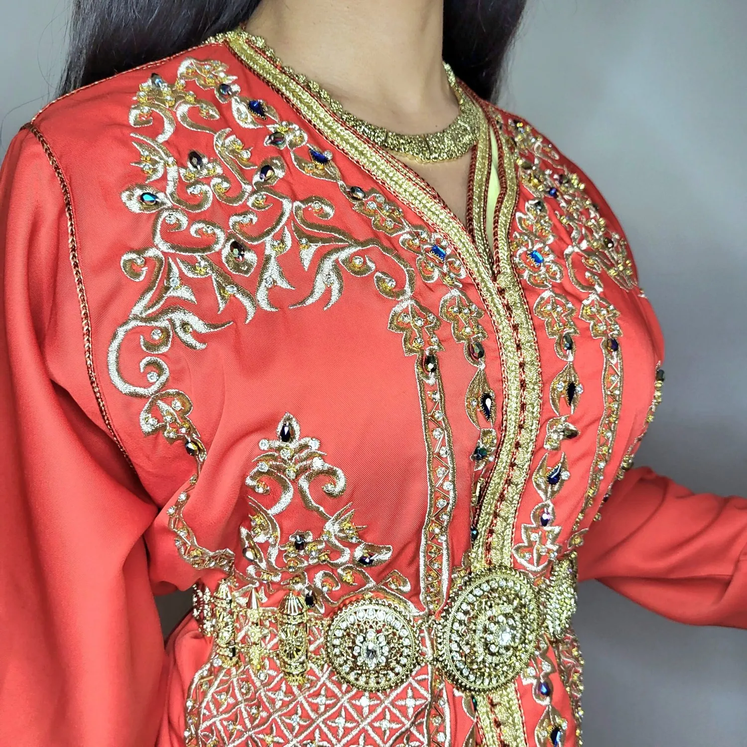 Célèbr'Orient Takchita Laya traditionnelle perlée
