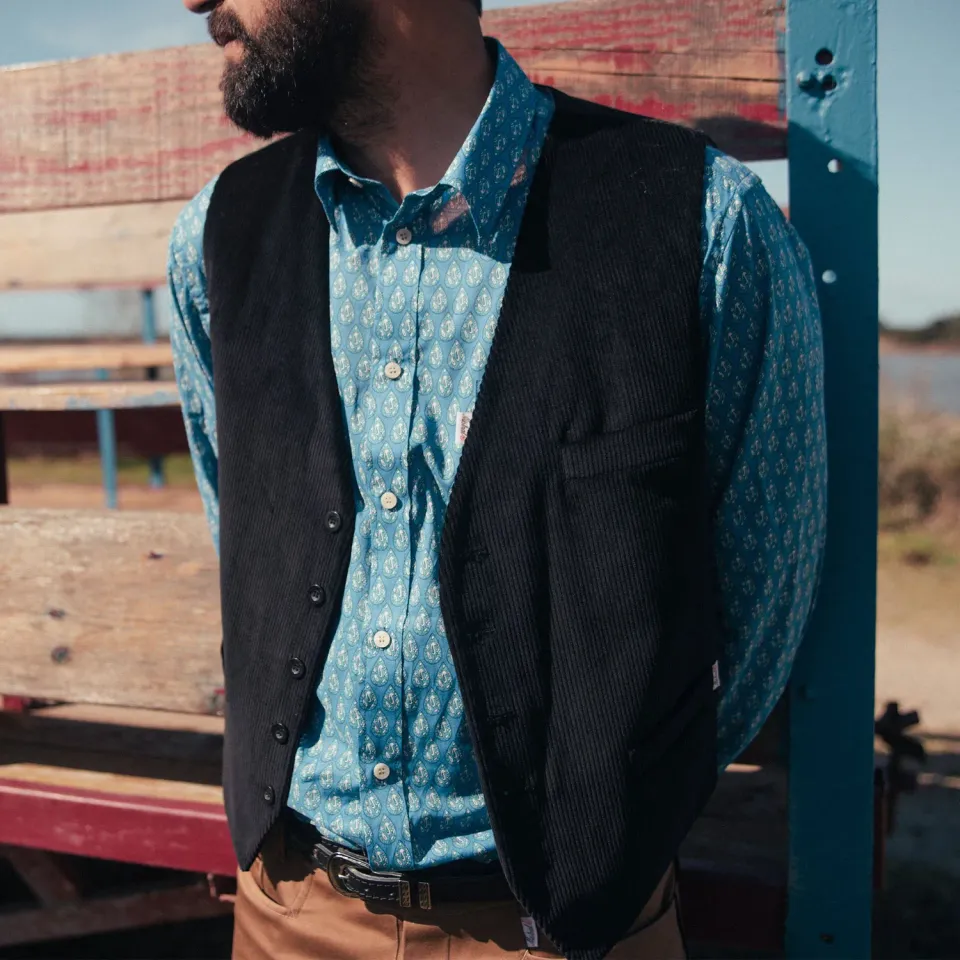 Mistral gilet paysan velours laine Camargue