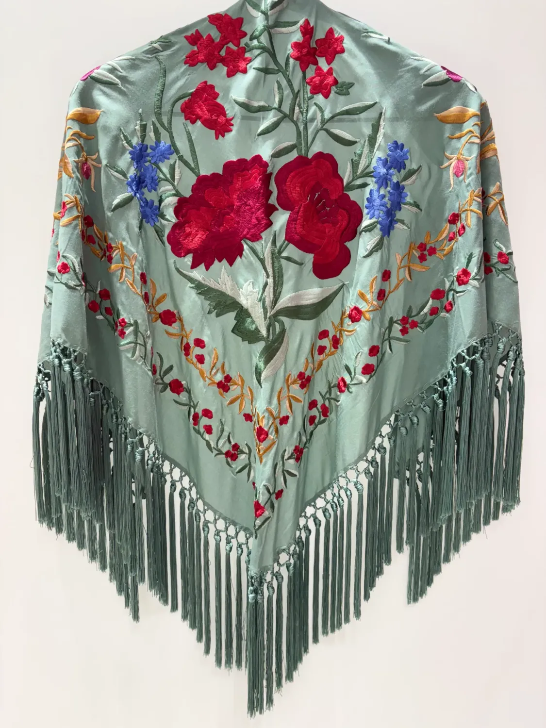 Viva La Feria Victoria mantoncillo vert brodé floral