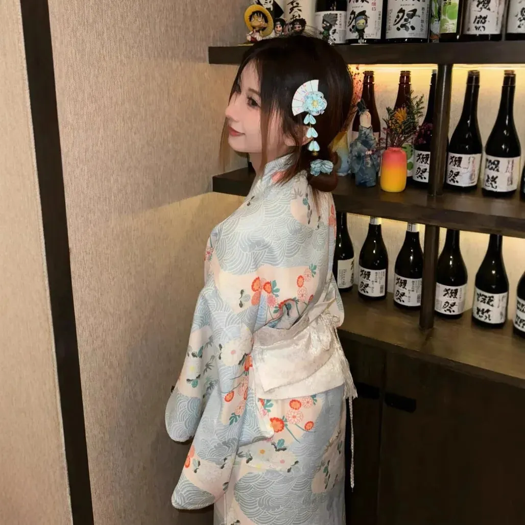 Esprit du Japon robe kimono motif floral vagues polyester