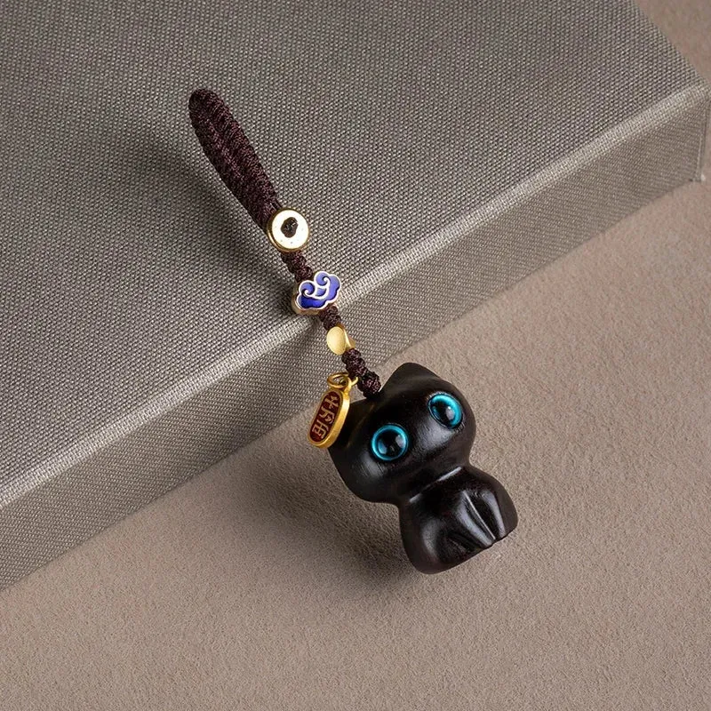 Esprit du Japon maneki-neko porte-clés chat bois sculpté