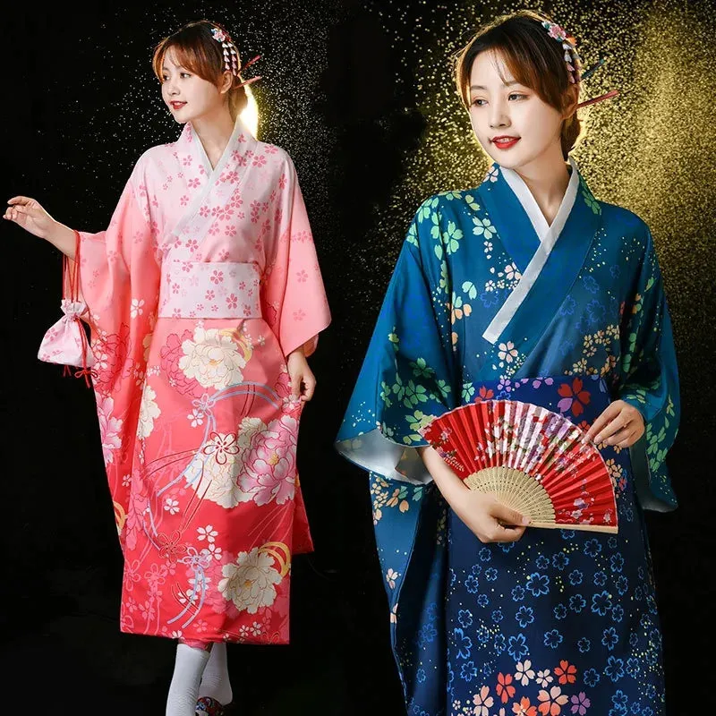 Esprit du Japon robe kimono longue satinée fleurie col V