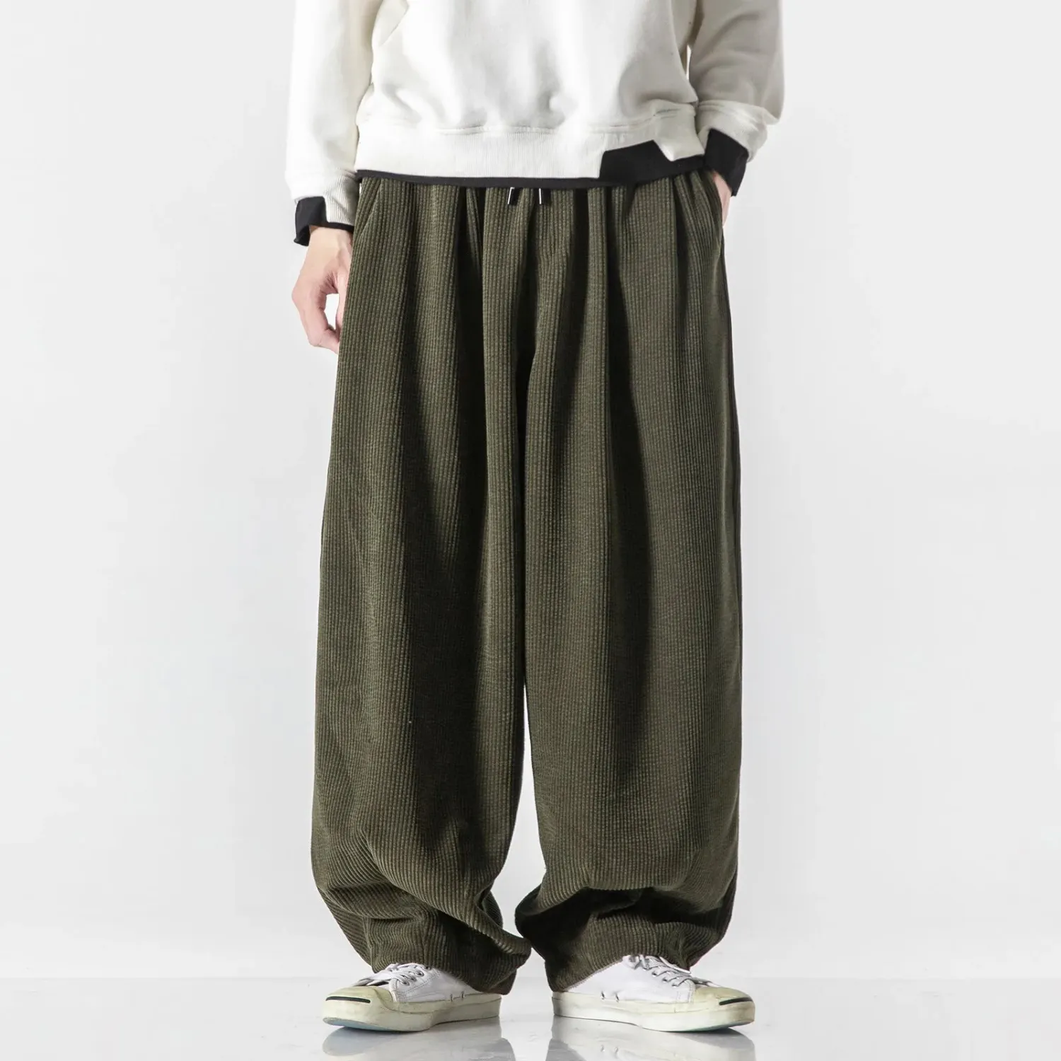 Japon style Kazuo pantalon en velours côtelé
