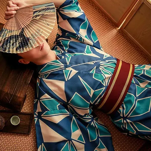 Esprit du Japon Kimono Homme Géométriques Bleutés en satin