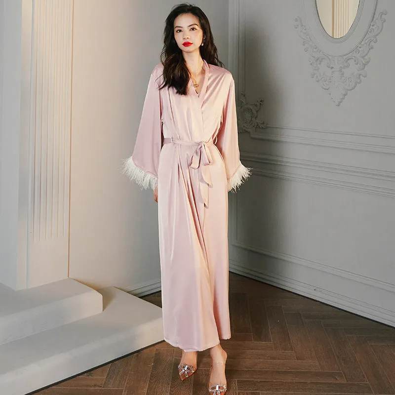 Esprit du Japon peignoir kimono long satiné rose plumes