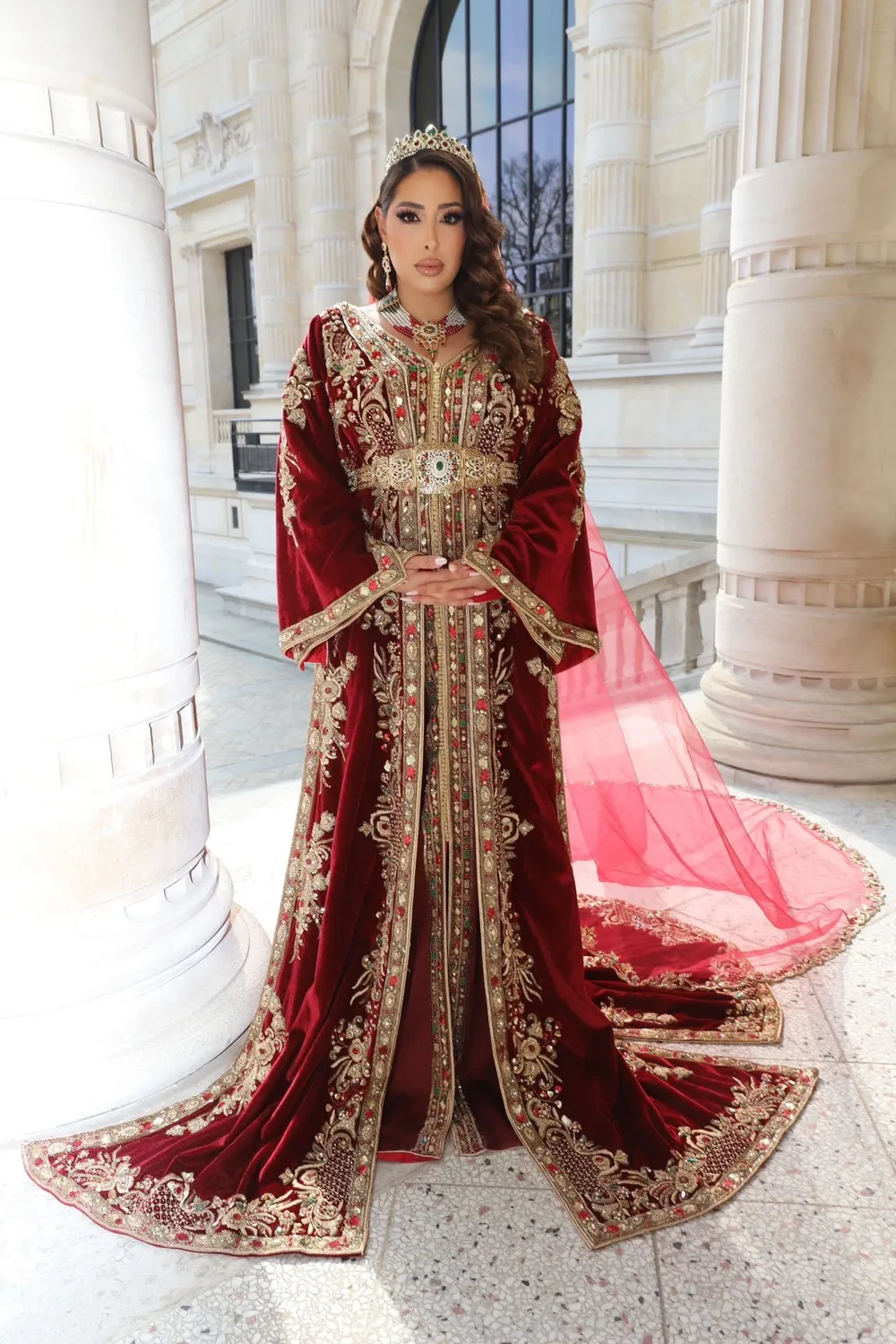 Célèbr'Orient Siham takchita velours rouge hiver