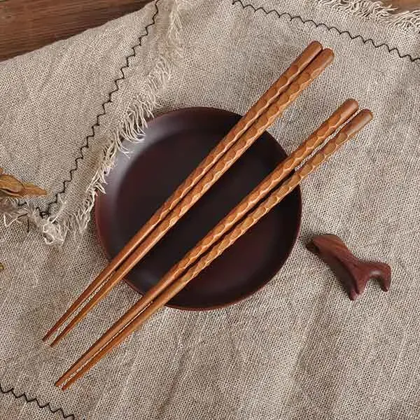 Esprit du Japon baguettes japonaises sculptées bois 23,5 cm