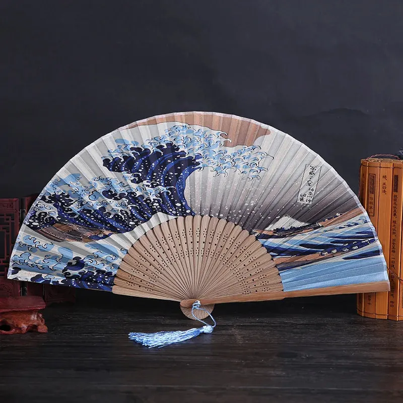 Esprit du Japon éventail pliant vague bleue satin