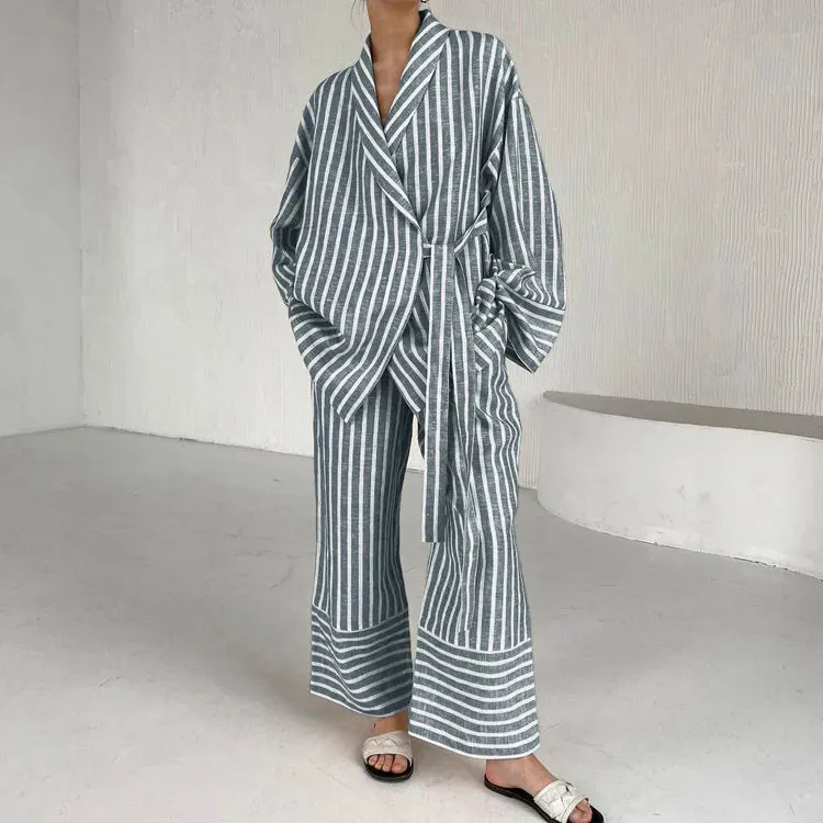 Esprit du Japon Ensemble Kimono rayé femme