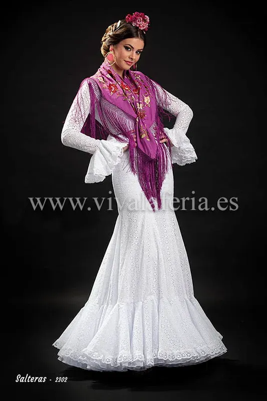 Viva la Feria Salteras robe flamenca blanche perforée