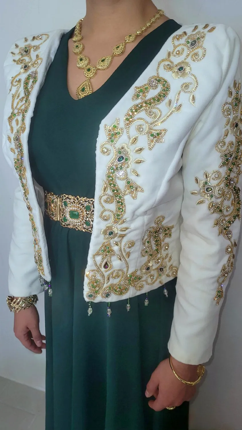 Célèbr'Orient Karakou Bahia ensemble perlé brodé