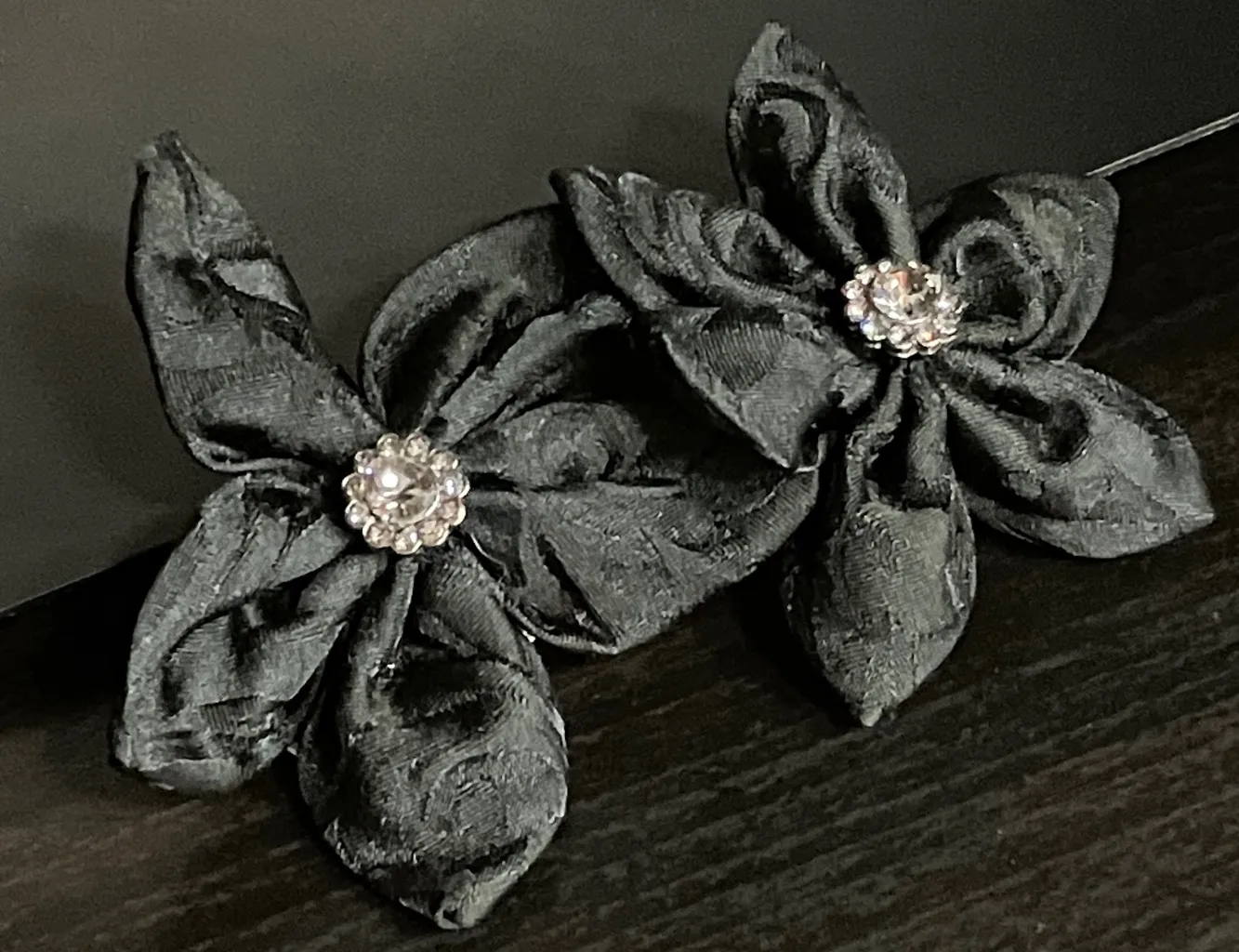 Geht's In Floriale barrette cheveux damassé 2 fleurs