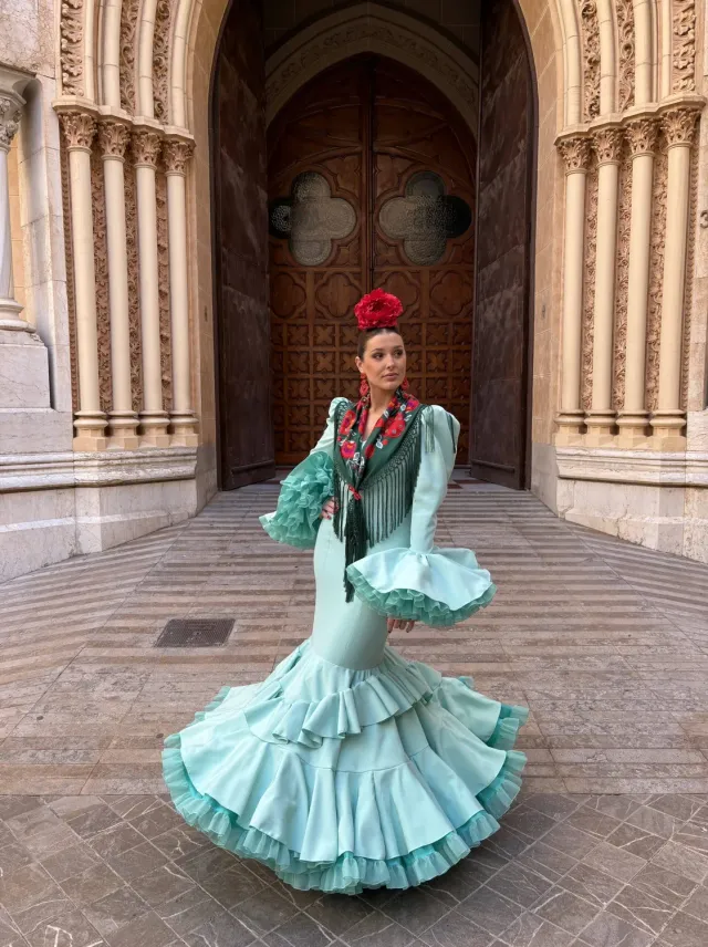 Viva La Feria Gardenia robe flamenca