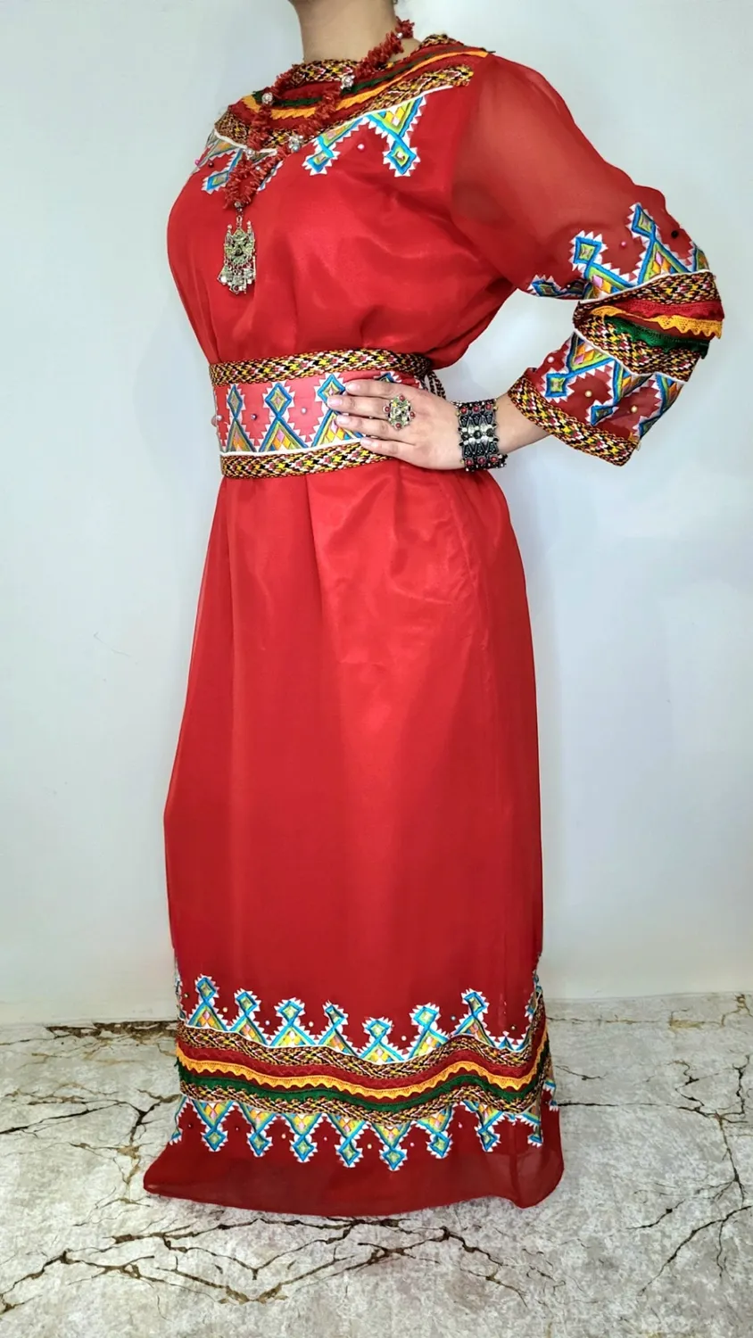 Célèbr'Orient Robe kabyle Monira foudha brodée