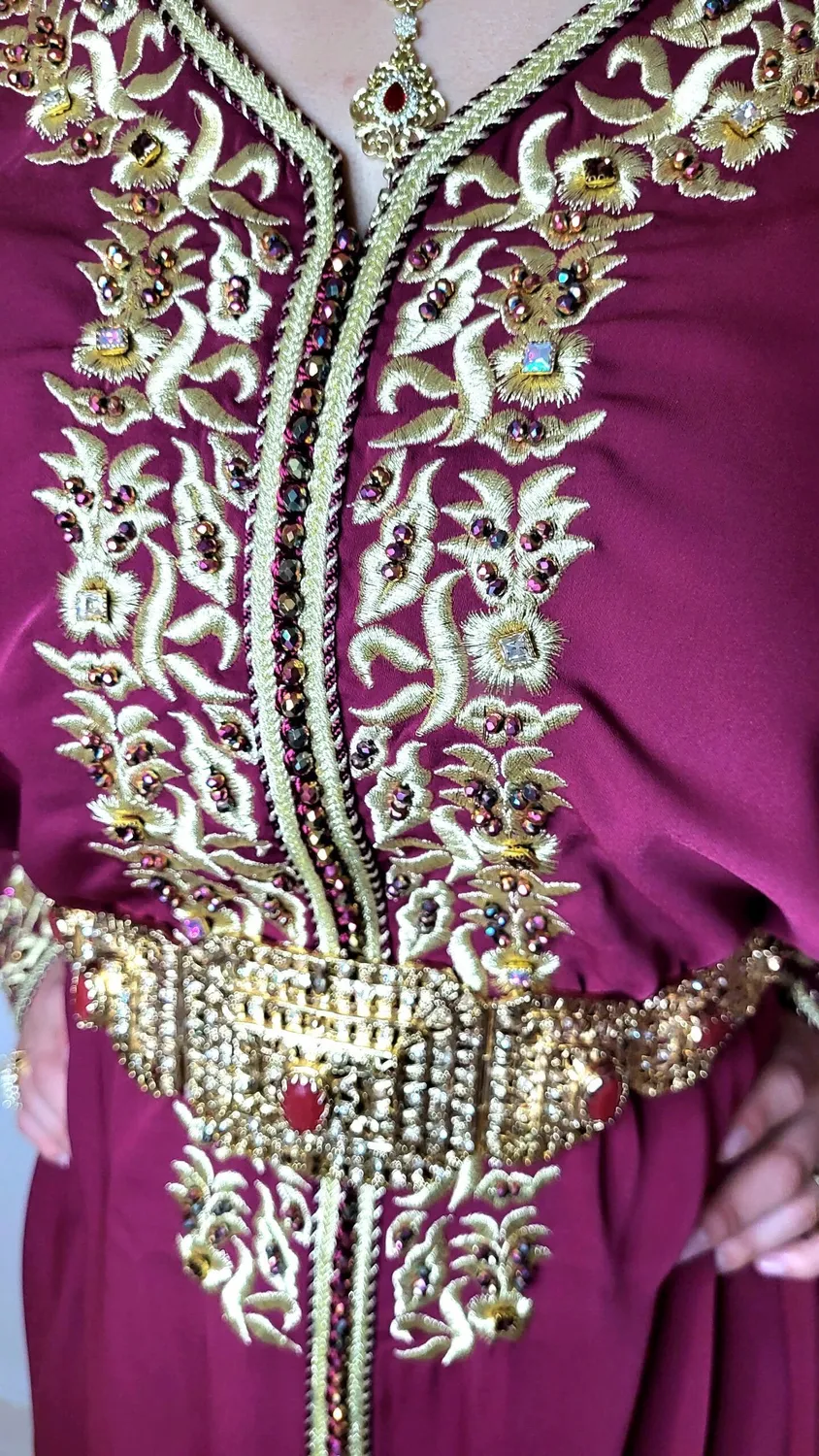 Célèbr'Orient Hanna caftan perlé brodé fluide