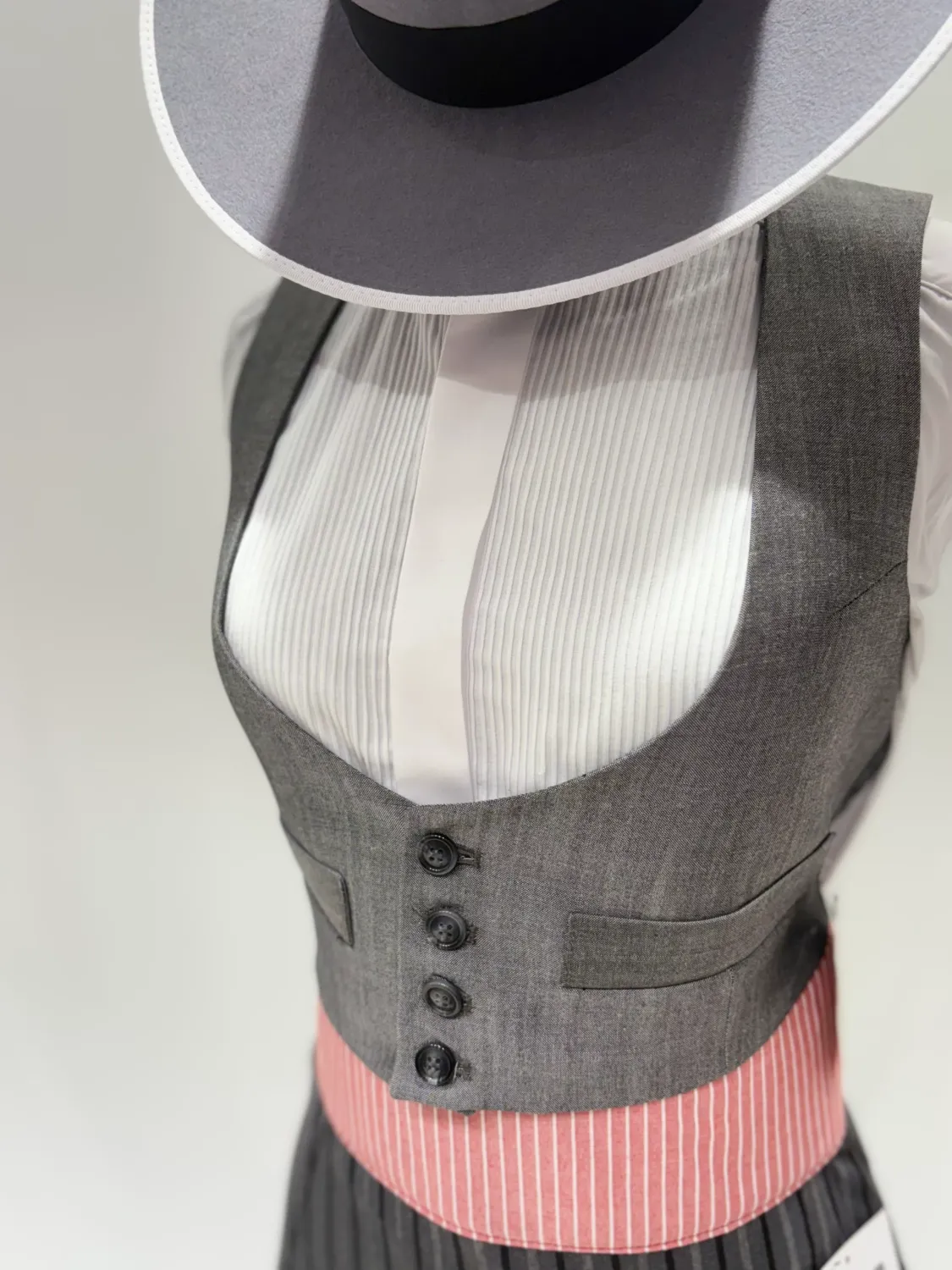 VIVA LA FERIA Triana ensemble amazone gris avec jupe d’équitation