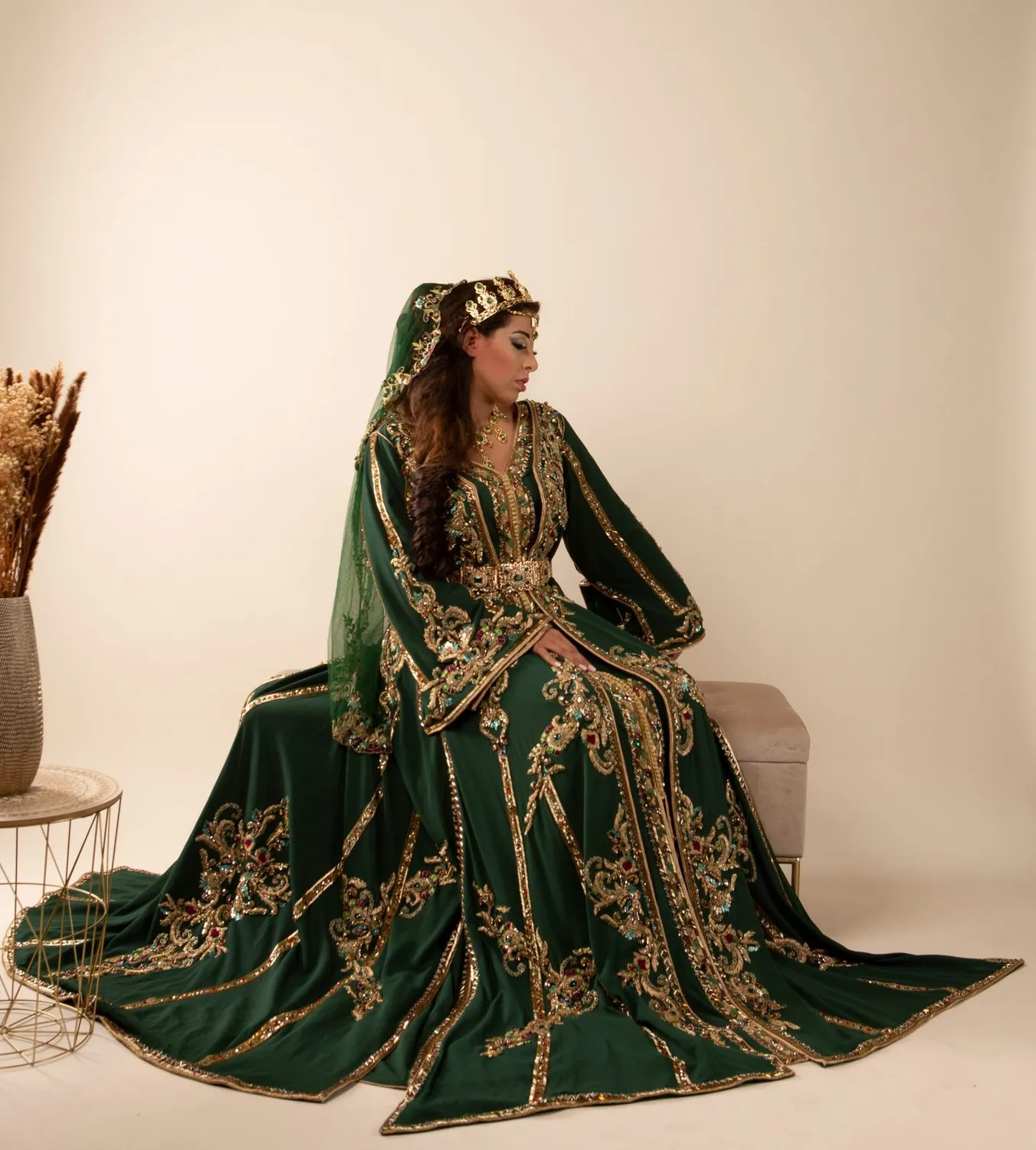 Célèbr'Orient Dalia takchita verte crêpe brodé