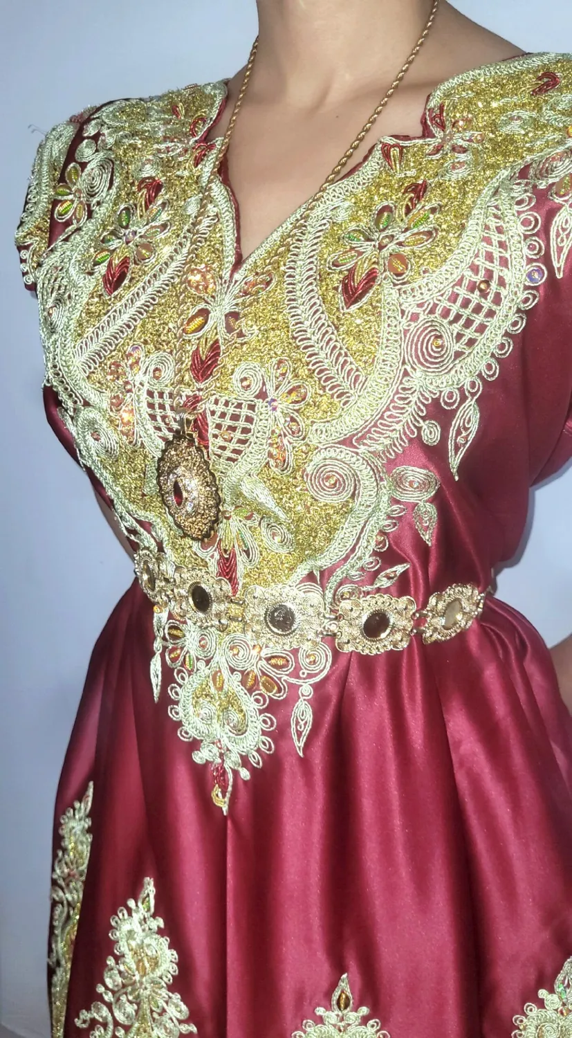 Célèbr'Orient Mayssane gandoura constantinoise