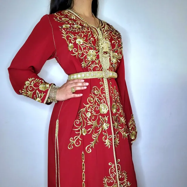 Célèbr'Orient Takchita Elif traditionnelle satinée