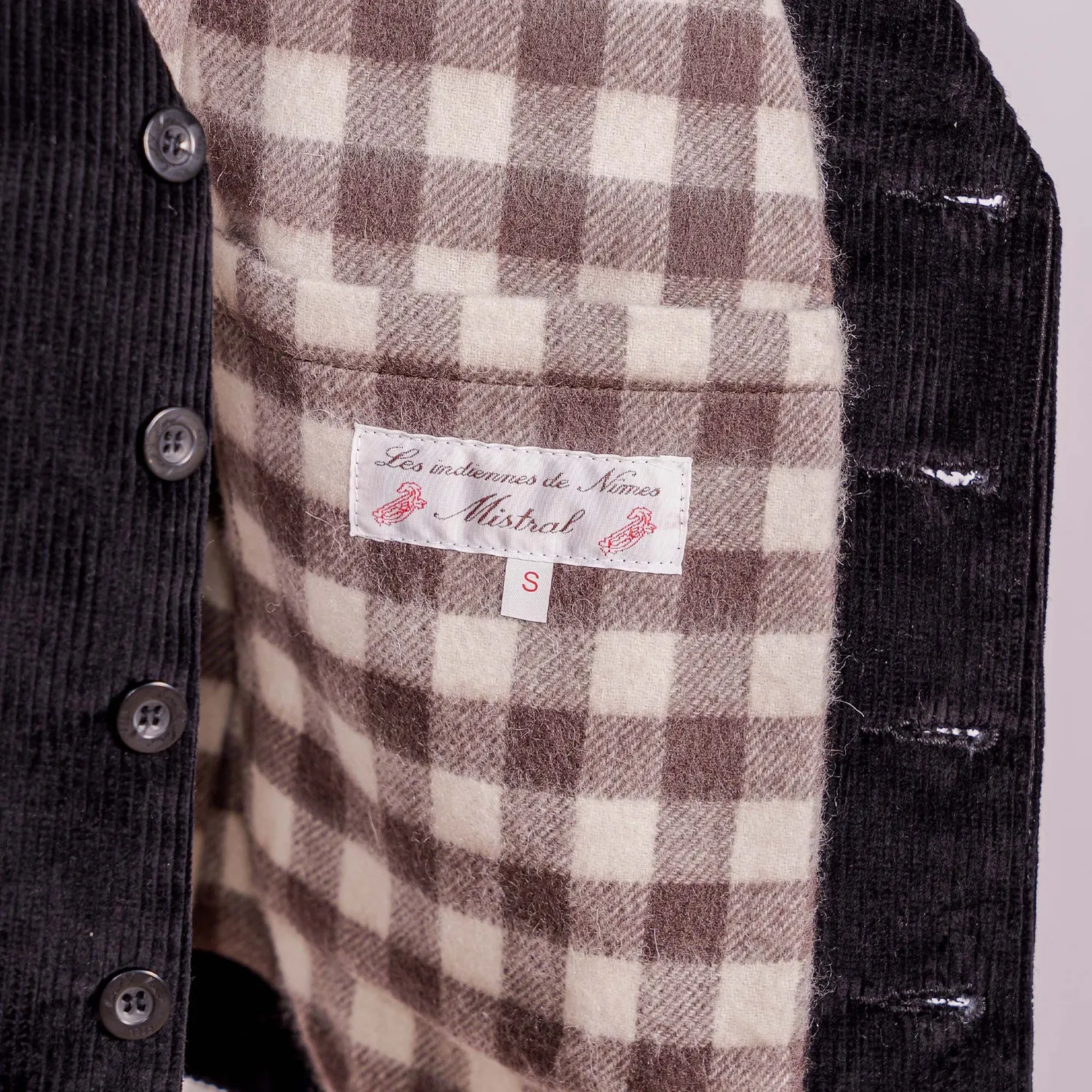 Mistral gilet paysan velours laine Camargue