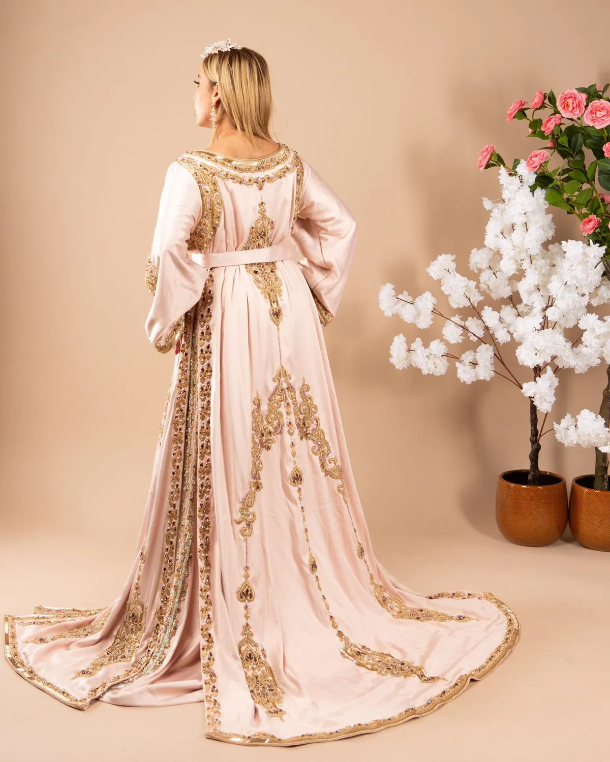 Célèbr'Orient Kenza takchita rose pastel satinée