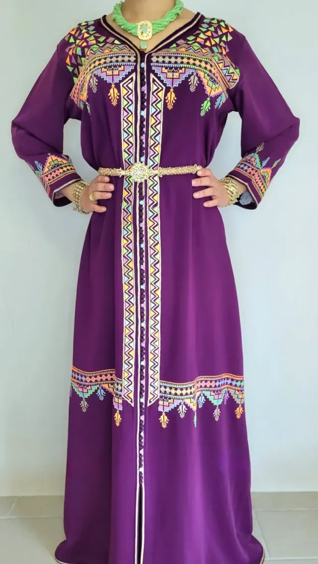 Célèbr'Orient Caftan Naya brodé fluide