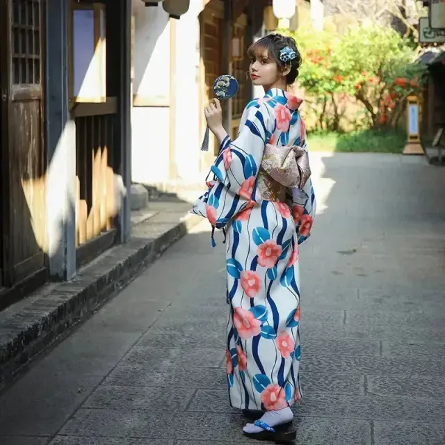 Japon style shigeko kimono yukata femme sakura