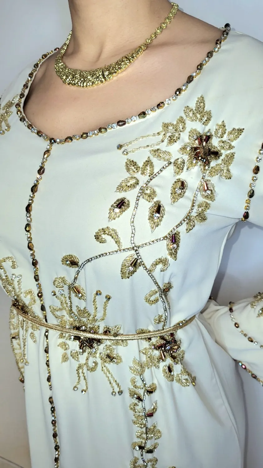Célèbr'Orient Soraya caftan Dubaï perlé brodé