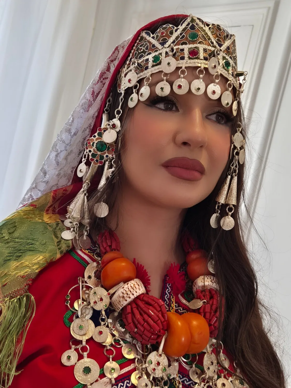 Célèbr'Orient Dihiya tenue chelha parure traditionnelle