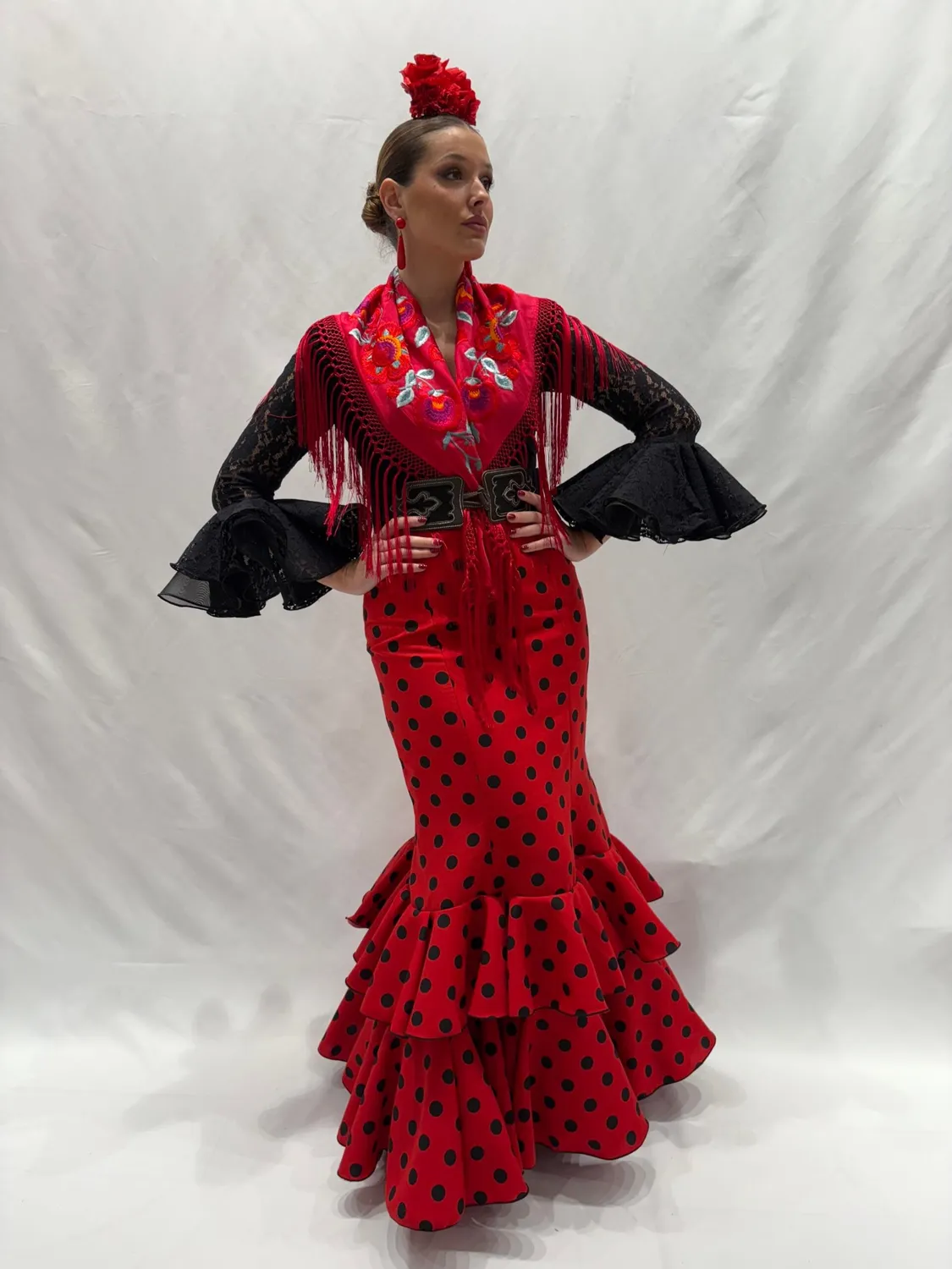 VIVA LA FERIA-MODA FLAMENCA Málaga jupe flamenca rouge à pois