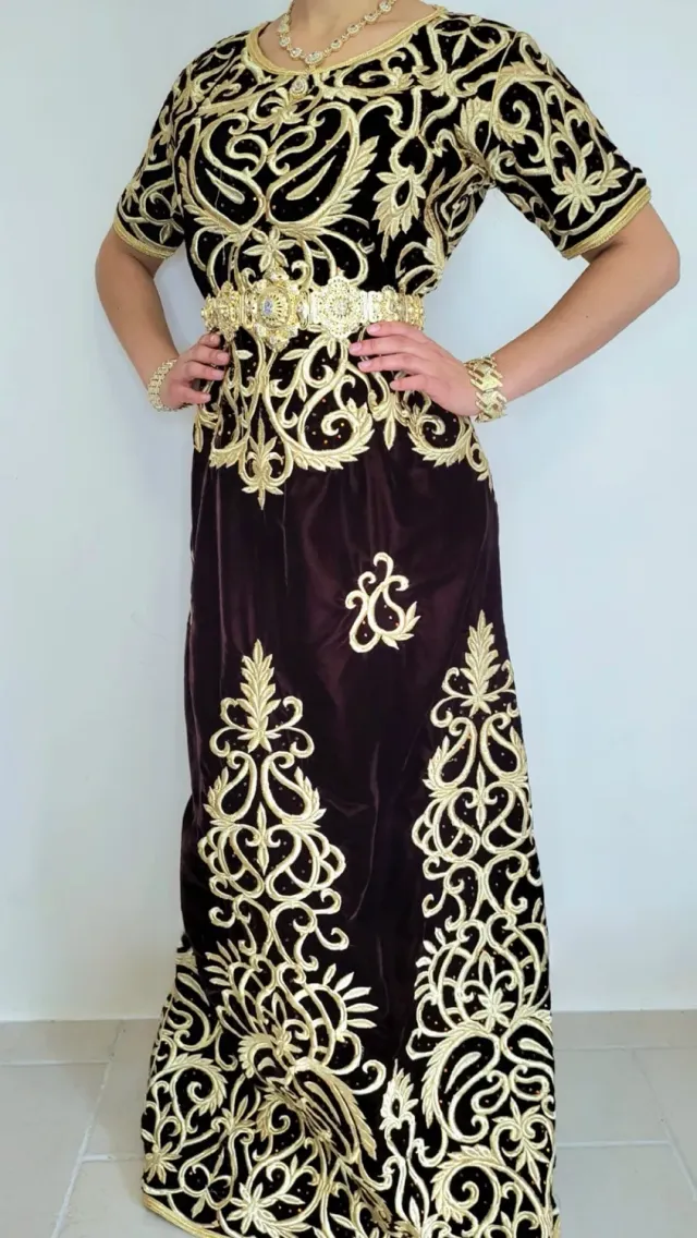 Célèbr'Orient Fergani Yasmine robe traditionnelle