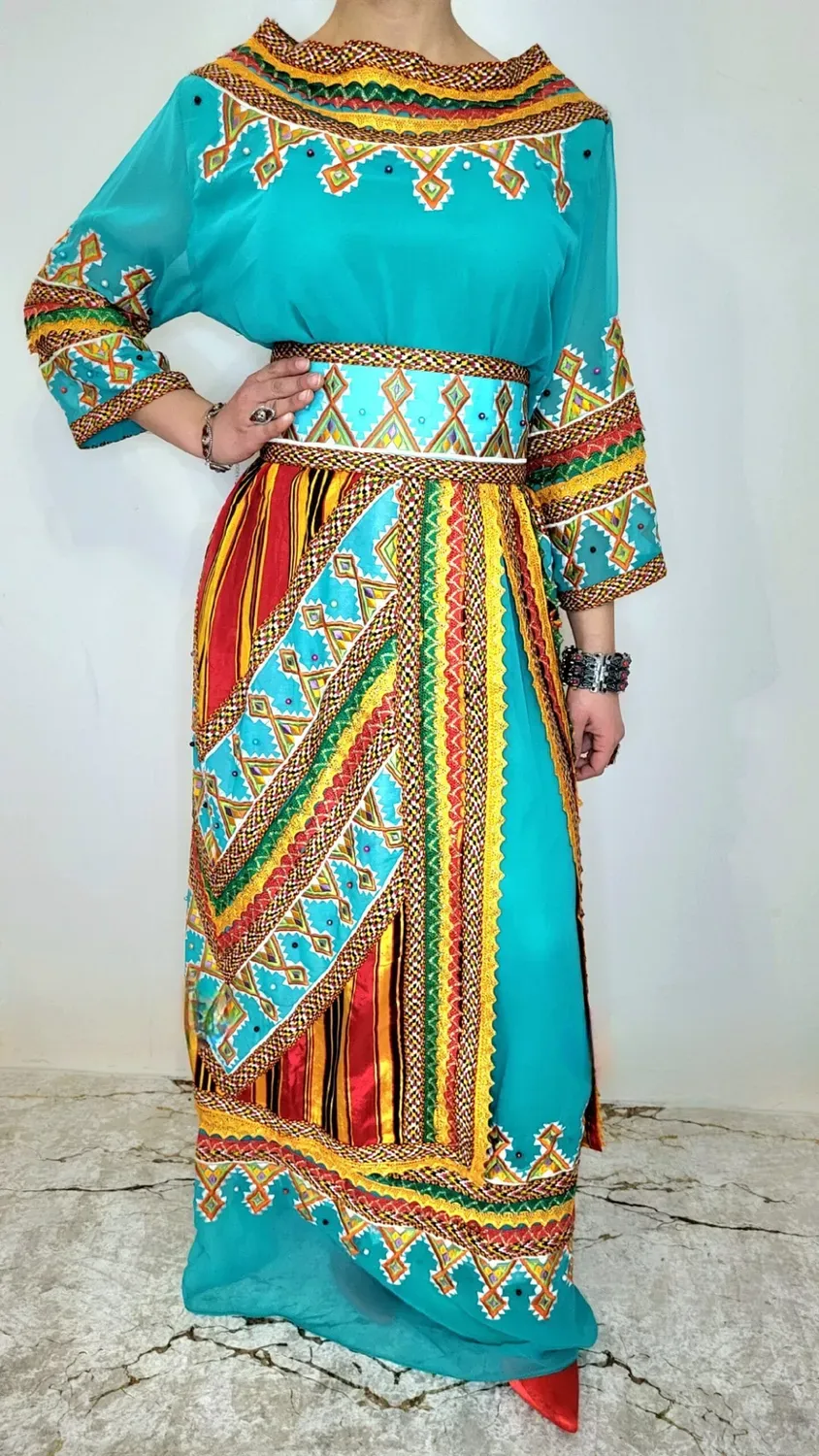 Célèbr'Orient Zaina robe kabyle à foudha