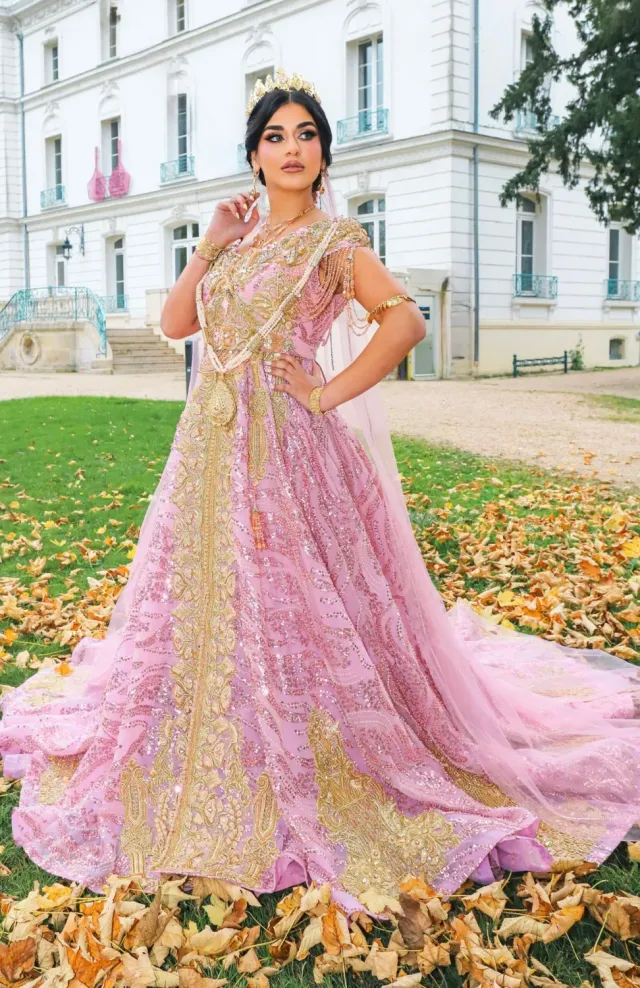 Célèbr'Orient Isa blousa rose poudré en location
