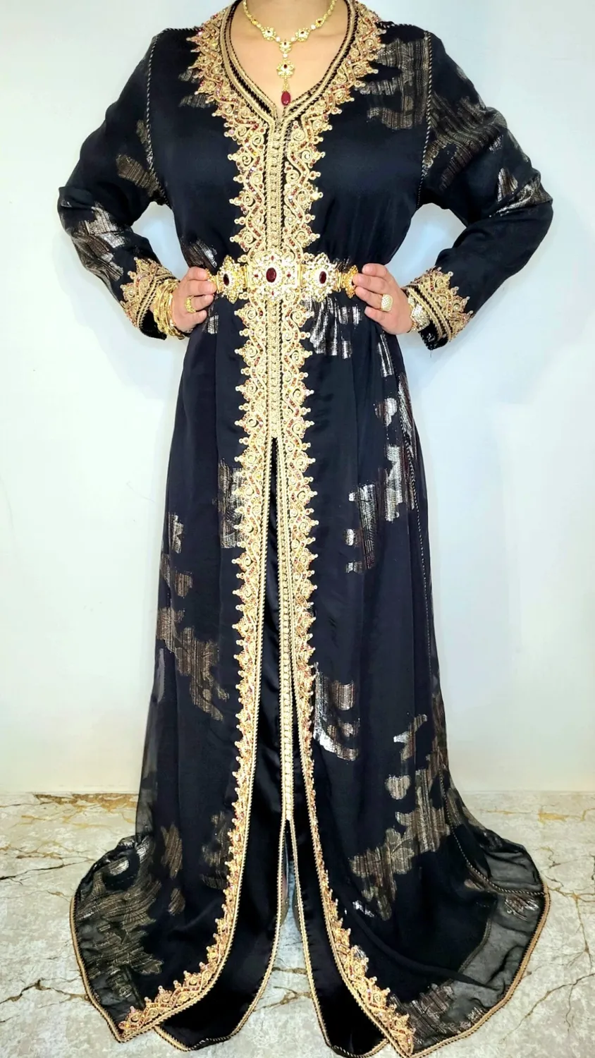 Célèbr'Orient Takchita tlijia Nada satin fluide