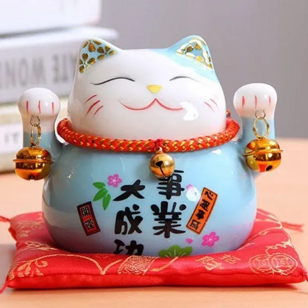 Esprit du Japon chat Maneki Neko clochettes