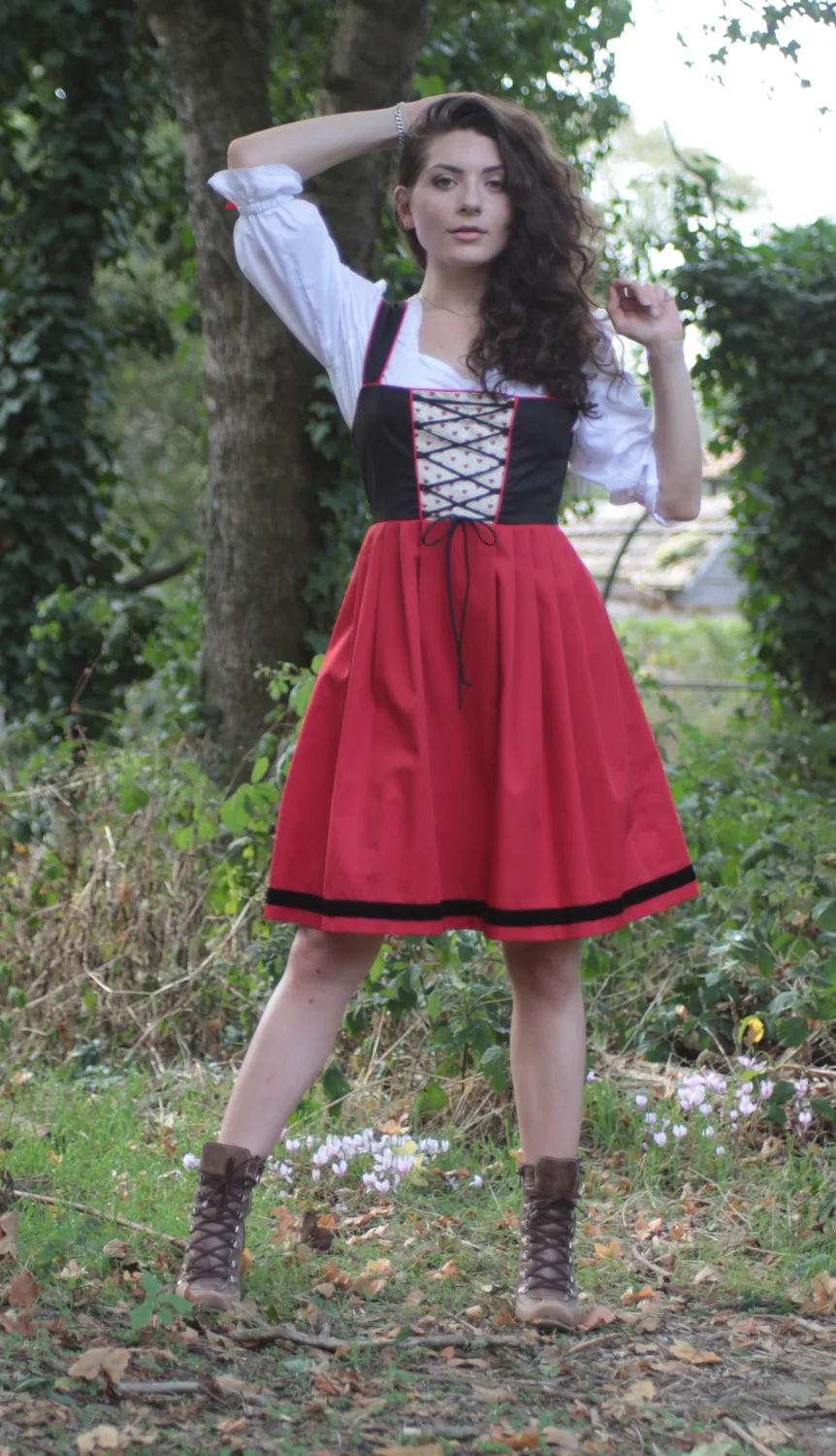 Geht's in Rockdorf ElsassRock robe passepoil rouge