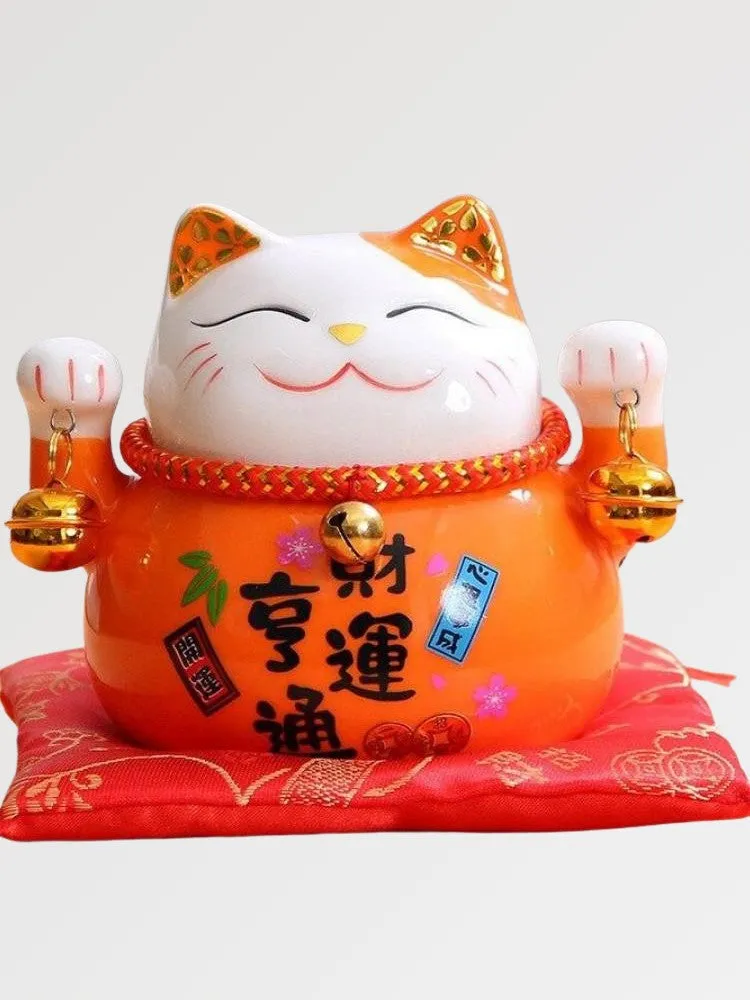 Esprit du Japon chat Maneki Neko clochettes